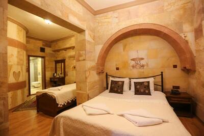 Akuzun Stone Hotel - Superior Triple Room