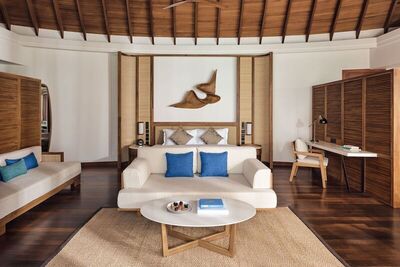 Anantara Dhigu Maldives Resort - Sunset Over Water Villa
