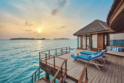 Anantara Dhigu Maldives Resort - Sunrise Over Water Villa