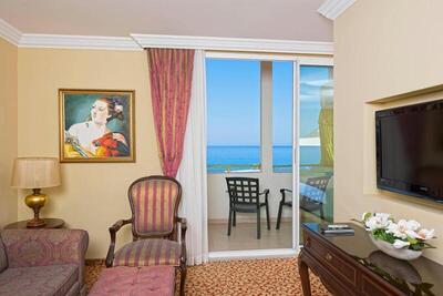 Antique Roman Palace Museum Hotel - Adults Only Ultra All Inclusive - King Suite