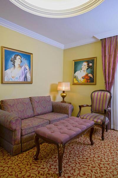 Antique Roman Palace Museum Hotel - Adults Only Ultra All Inclusive - King Suite