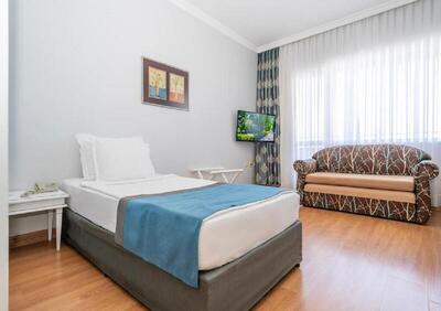 Armas Pemar Beach - Family Room