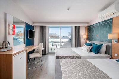 Avena Resort & Spa Hotel - Comfort Triple Room With Shower