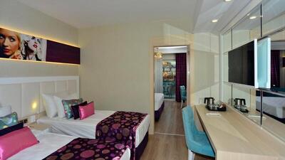 Azura Deluxe Resort & Spa - Family Room With Land View (3 Adults + 2 Children) - With View