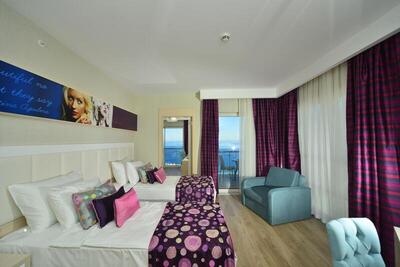 Azura Deluxe Resort & Spa - Deluxe Room With Sea View - Ultra All Inclusive