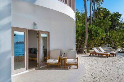 Bandos Maldives - Premium Beach Villa