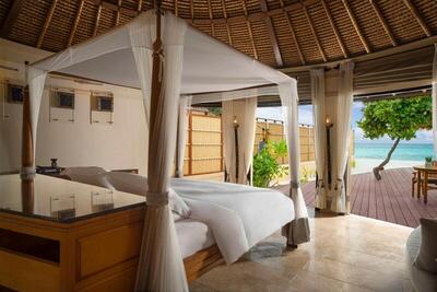 Banyan Tree Vabbinfaru - Grand Beachfront Pool Villa - Free transfer