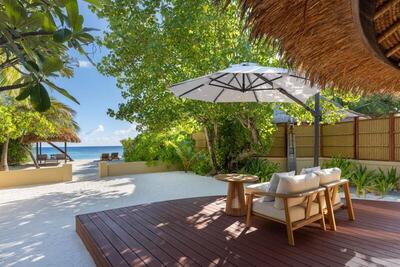 Banyan Tree Vabbinfaru - Oceanview Pool Villa with Free Transfer
