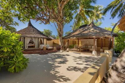 Banyan Tree Vabbinfaru - Wellbeing Sanctuary Pool Villa with Free Transfer