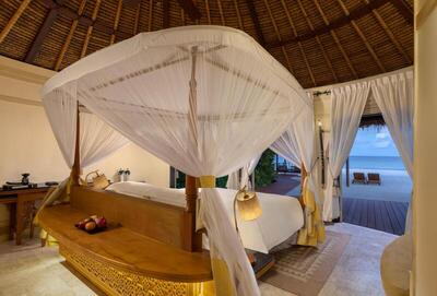 Banyan Tree Vabbinfaru - Grand Beachfront Pool Villa - Free transfer