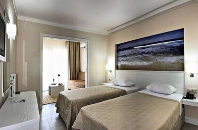 Batihan Beach Resort & Spa - Select Family Room - Park View