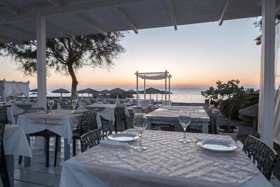 Beach Boutique Hotel, Камари, Гърция