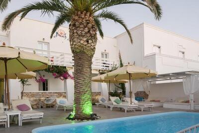 Beach Boutique Hotel, Камари, Гърция