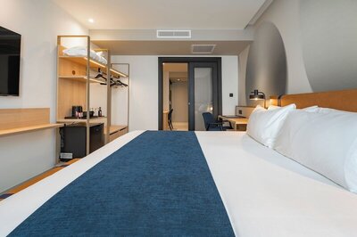 Best Western Premier Malta - Executive Suite, 1 King Bed, Non Smoking, Balcony (with Sofabed)