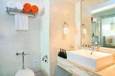 Beyond Karon - Deluxe Premier Sea View