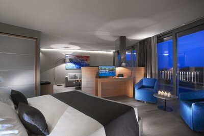 Blue Dolphin Hotel - Deluxe Suite