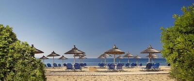 Blue Dolphin Hotel, Метаморфози, Гърция