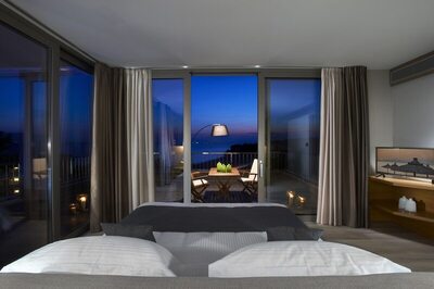 Blue Dolphin Hotel - Deluxe Suite