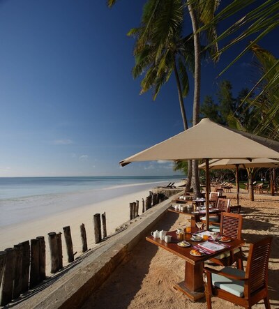 Bluebay Beach Resort And Spa, Занзибар, Танзания