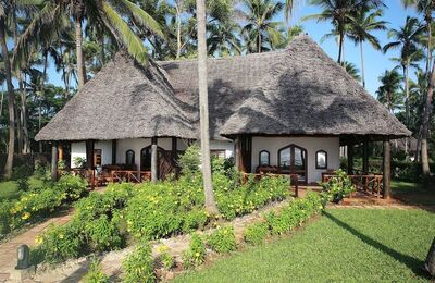 Bluebay Beach Resort And Spa - Junior Suite, Garden View