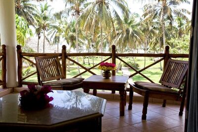 Bluebay Beach Resort And Spa, Занзибар, Танзания