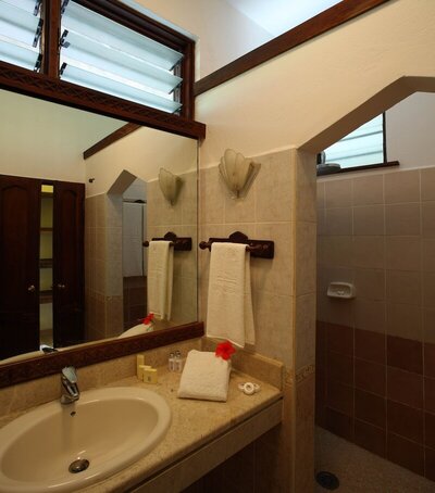 Bluebay Beach Resort And Spa - Garden Room