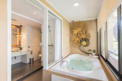 Burasari Phuket Resort & Spa - The Mood Suite