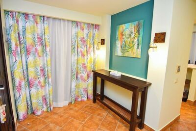 Carols Beau Rivage Hotel - Executive Suite, 2 Bedrooms - Beach View