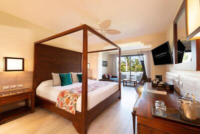 Catalonia Royal Bavaro - Adults Only - Premium Junior Suite.