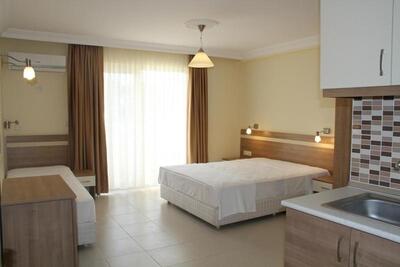 Catty Cats Garden Hotel - One-Bedroom Apartment