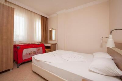 Catty Cats Garden Hotel - One-Bedroom Apartment