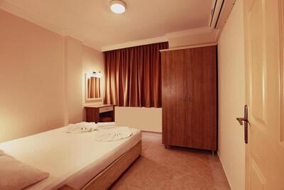 Catty Cats Garden Hotel - Studio