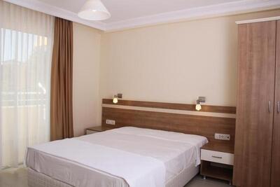 Catty Cats Garden Hotel - Studio