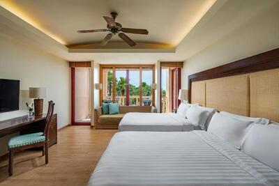 Centara Grand Beach Resort Phuket - SHA Plus - Deluxe King