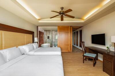 Centara Grand Beach Resort Phuket - SHA Plus - Deluxe King