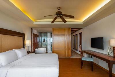 Centara Grand Beach Resort Phuket - SHA Plus - Deluxe Ocean View King