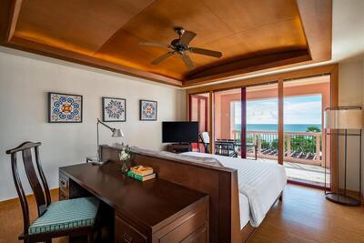 Centara Grand Beach Resort Phuket - SHA Plus - Premium Deluxe King