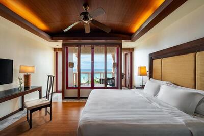 Centara Grand Beach Resort Phuket - SHA Plus - Deluxe Spa Ocean View King