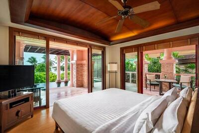Centara Grand Beach Resort Phuket - SHA Plus - Premier Suite Private Pool King