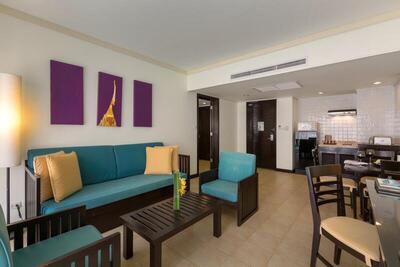 Centara Kata Resort Phuket - ONE BEDROOM FAMILY SUITE - KING