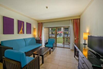 Centara Kata Resort Phuket - ONE BEDROOM FAMILY SUITE POOLSIDE - KING