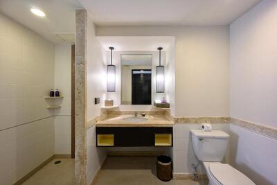 Centara Kata Resort Phuket - ONE BEDROOM FAMILY SUITE - KING