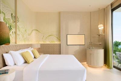 Centara Mirage Lagoon Maldives - Beachfront Room With Open-Air Bath King
