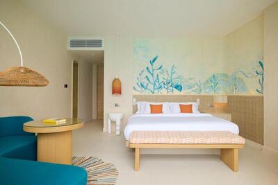 Centara Mirage Lagoon Maldives, , Малдиви
