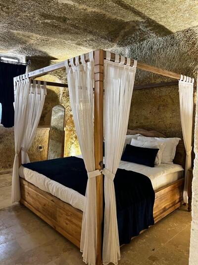 Chakra Special Caves - Suite With Spa Bath