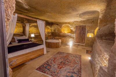 Chakra Special Caves - King Suite