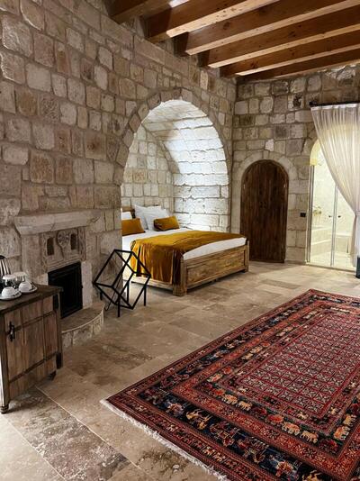 Chakra Special Caves - King Suite