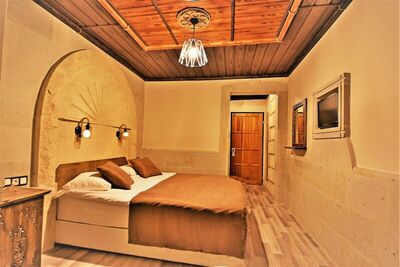 Ciner Hotel - Standard Double or Twin Room