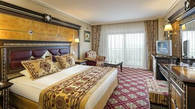 Club Hotel Sera - Triple Room, 1 Bedroom, Non Smoking, Garden View