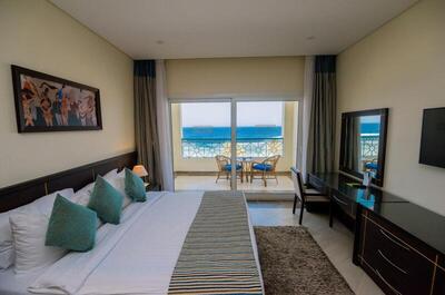 Concorde Moreen Beach Resort - Deluxe Double or Twin Room with Sea View